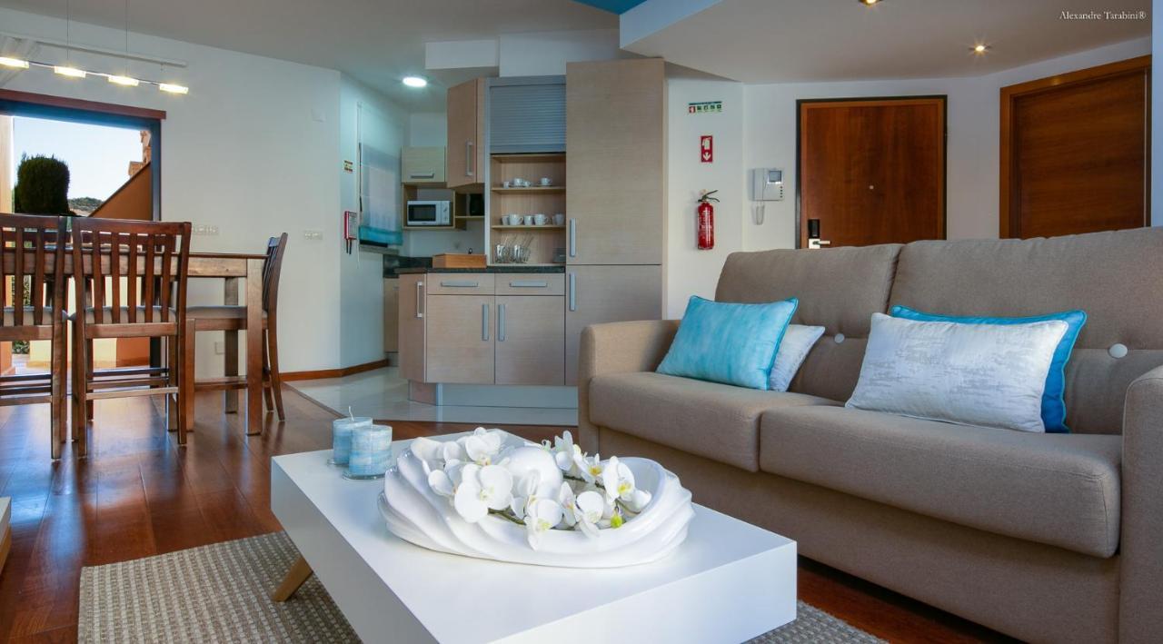 Luzbay Pool Apartments Exteriér fotografie